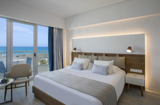 01-Premium-Superior-Room-531x349