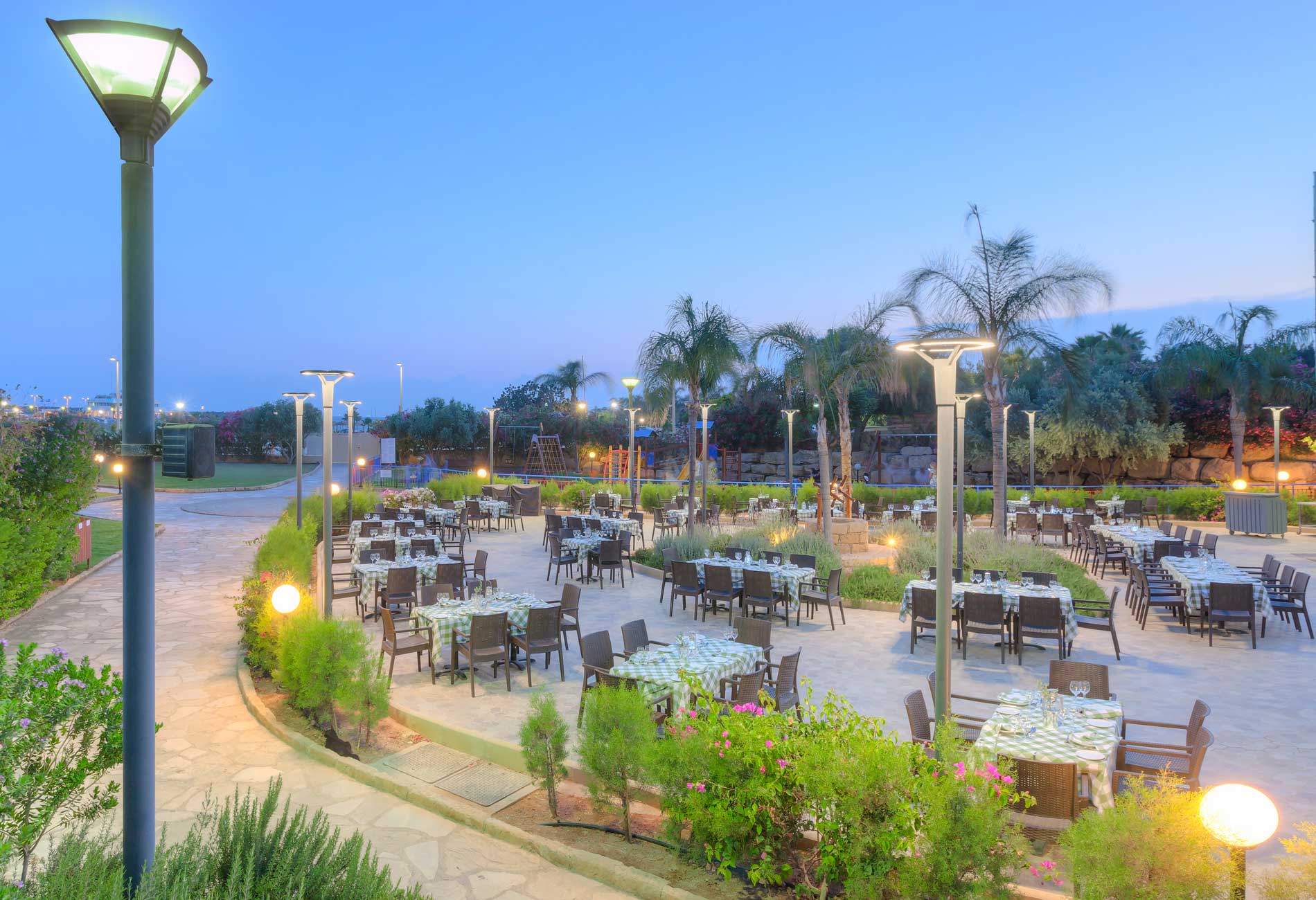 St Raphael Resort - Alakati Restaurant 001