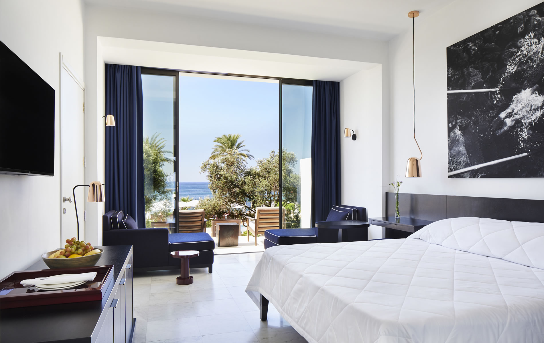 Terrace-sea-view-room-Almyra-1900x1200