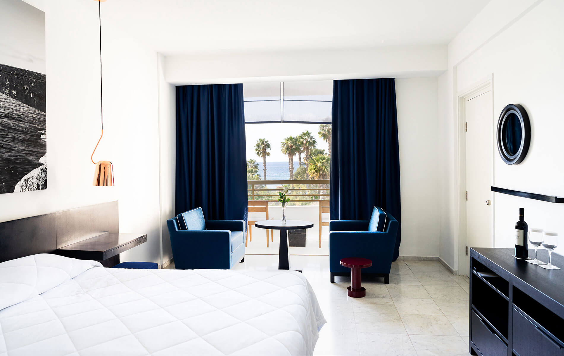 Veranda-sea-view-room-1900x1200