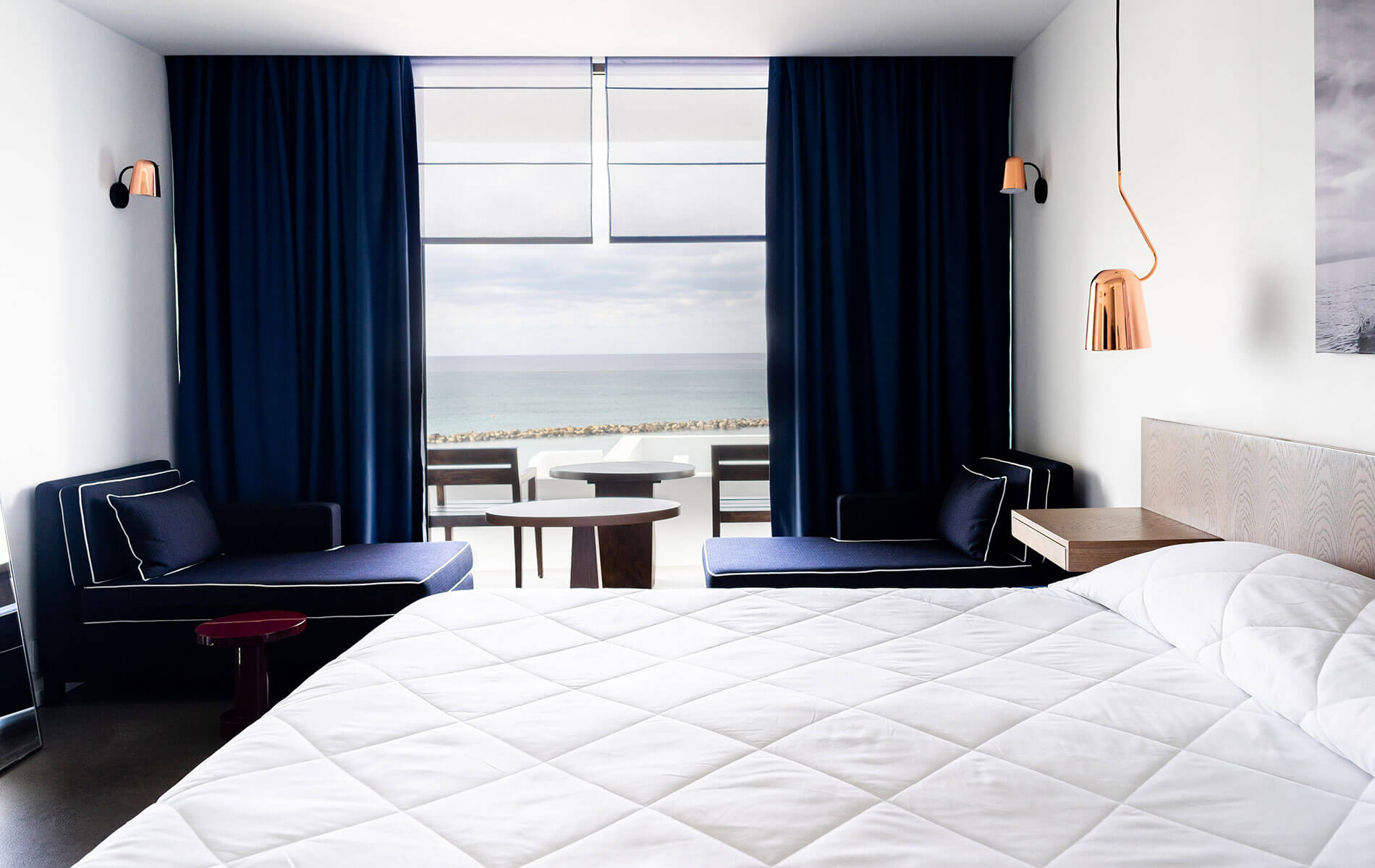 premium-sea-view-room1900x1200
